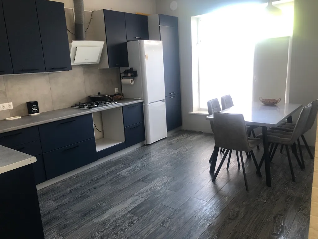 Коттедж Комфортный двухэтажный дом — аренда посуточно в Ейск