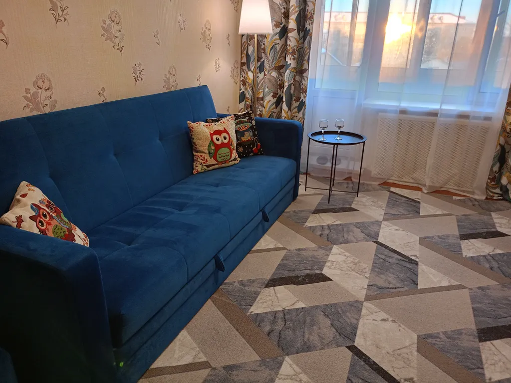 Уютная двухкомнатная квартира в районе жд вокзала и автовокзала — аренда посуточно в Шадринск