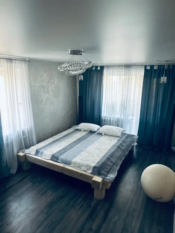 Уютная 2-я квартира в центре Красного камня