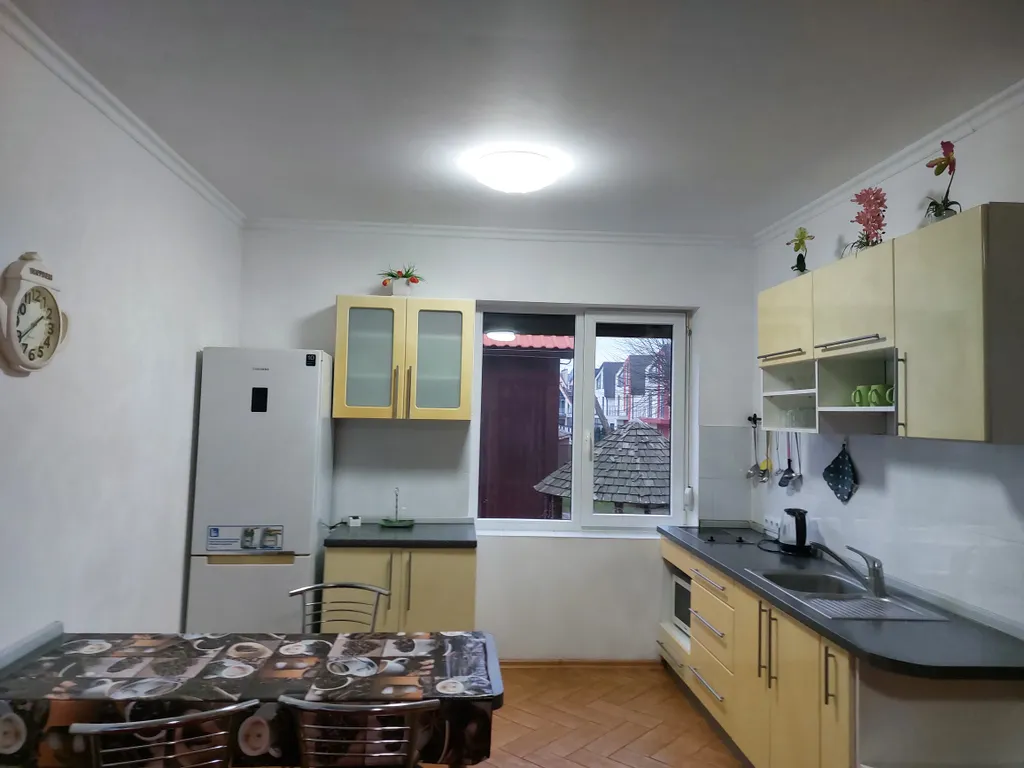 Квартира в доме на берегу моря