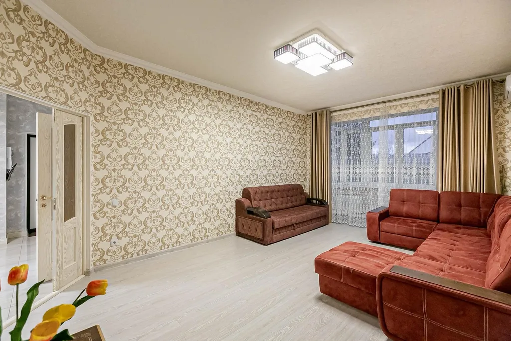 100 метров от Парка