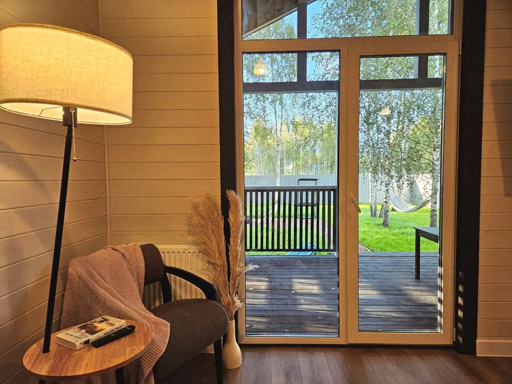 Уютный домик с большой террасой