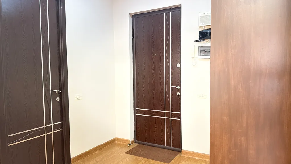 Современные апартаменты в центре с красивым видом