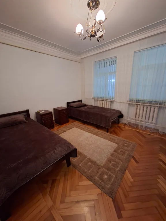 Уютный дом возле термального источника по дороге на курорт Мамисон