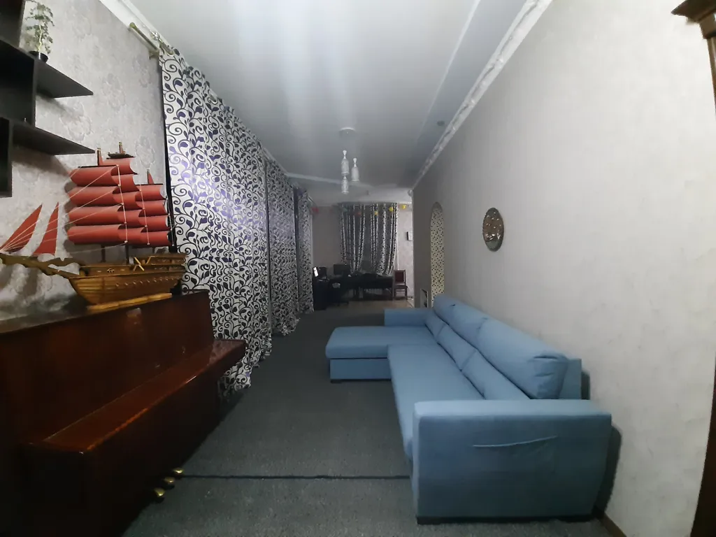 Номер в самом центре