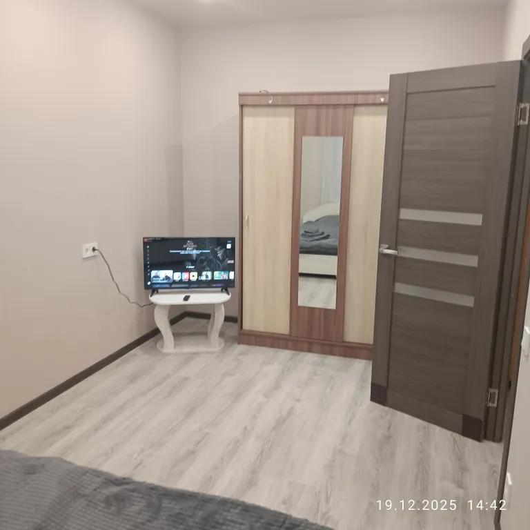 Квартира в мкp Оpбитa в новoм жилом кoмплекce