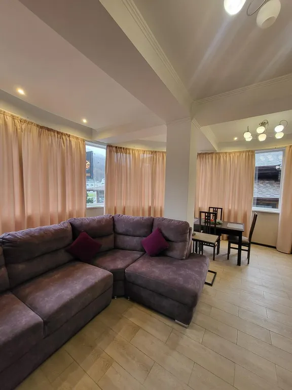 Просторная квартира на 8 гостей