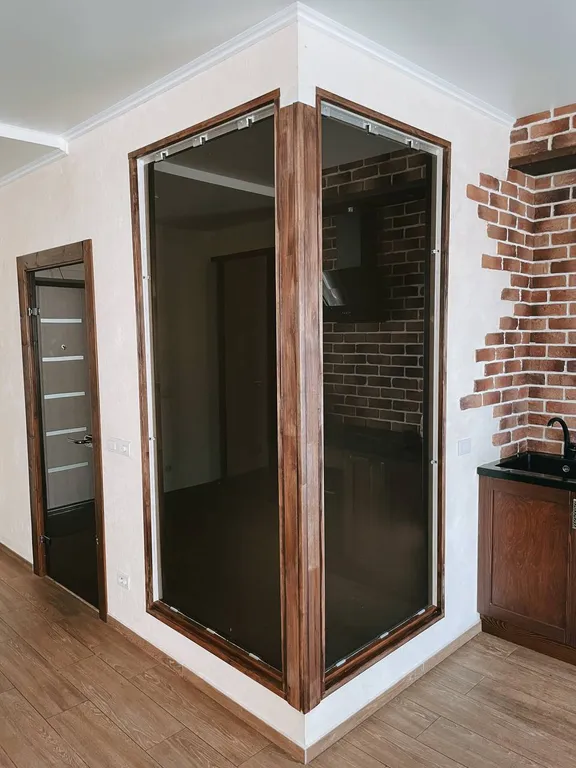 Студия с видом на лес