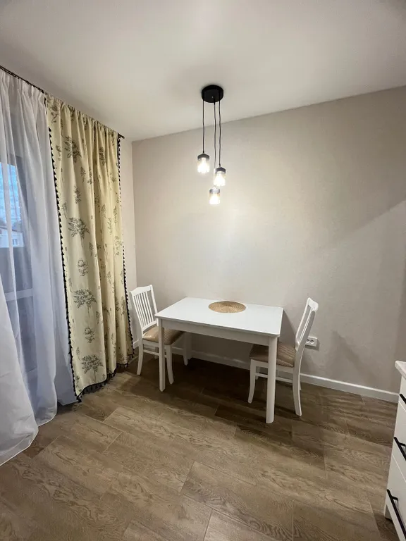 Уютная 1-комнатная квартира в новом доме с хорошим ремонтом