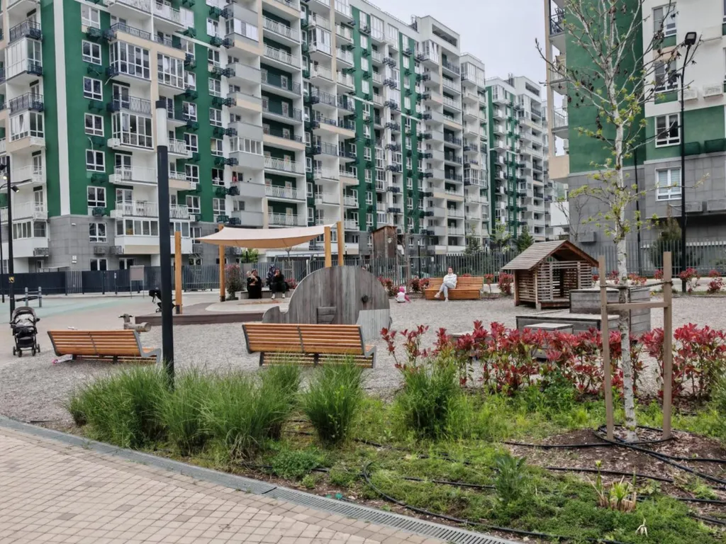 Квартира-студия в новом жк рядом с широким пляжем, удобная локация, всё рядом