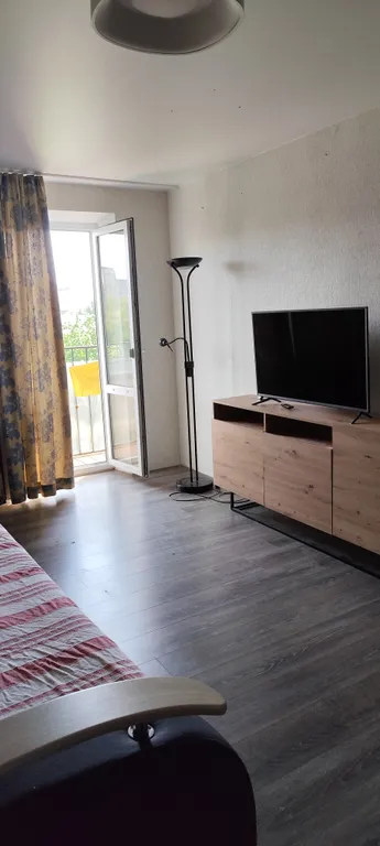 Уютная квартира почти в самом центре города — аренда посуточно в Калининград