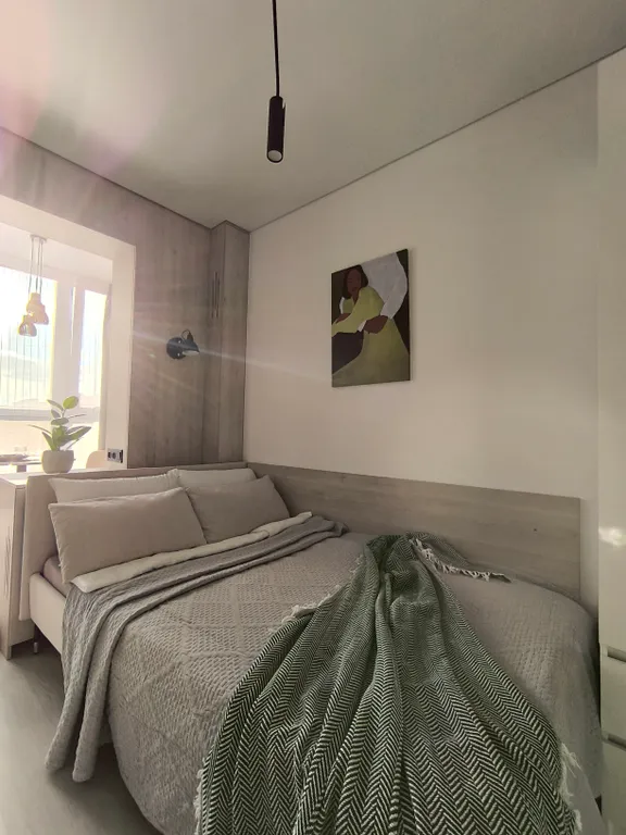 Солнечная студия для двоих рядом с парком