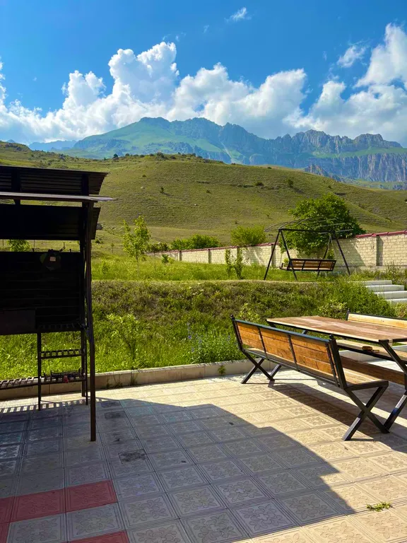 Уютный дом в Верхнем Фиагдоне на берегу горной реки