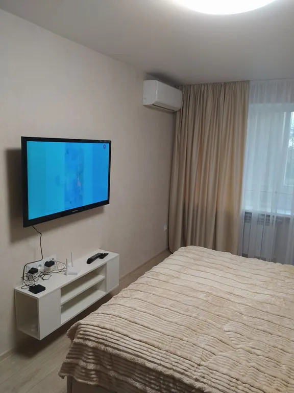 Однокомнатная квартира с ремонтом в центре Харцызска