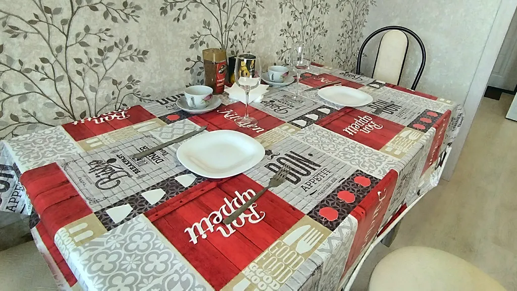 Уютная квартира с современным классическим ремонтом для встреч