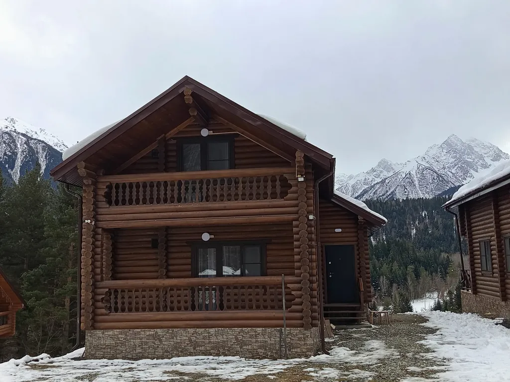 Коттедж 4-комнатный Дом — аренда посуточно в Архыз