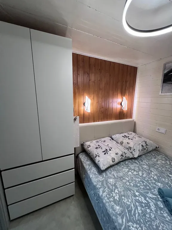 Дом с баней и чаном в городе