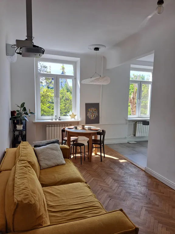 Stalinka by Otelier Secouard