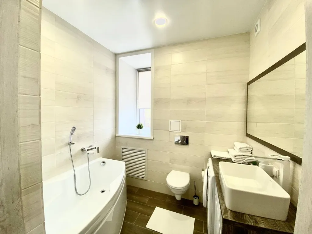 Яркая студия в апарт-отеле Кристалл!