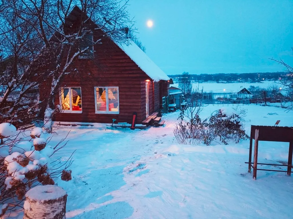 Дом с баней и с видом на Волгу