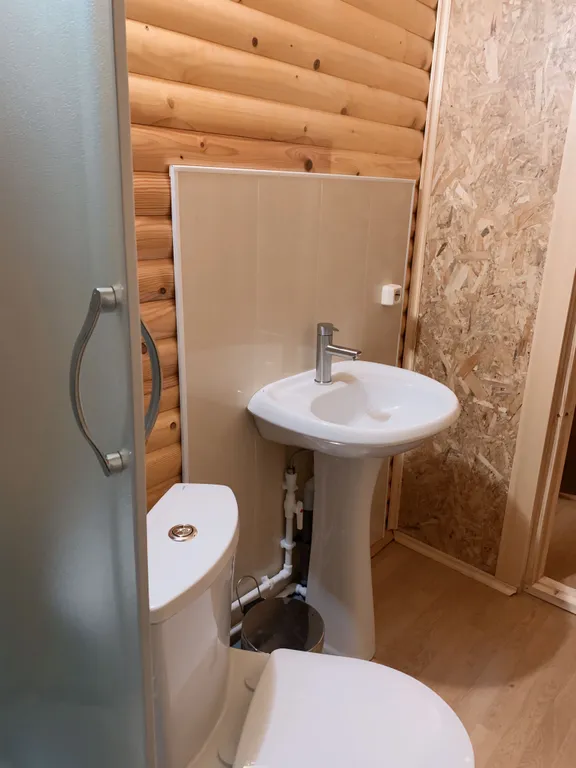 Дом с камином и садом! Две минуты до пляжа!