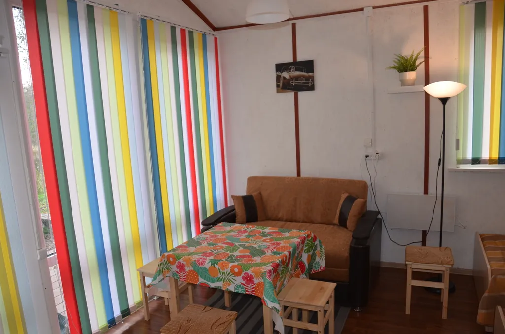 Коттедж Домик Цветочный — Волхов