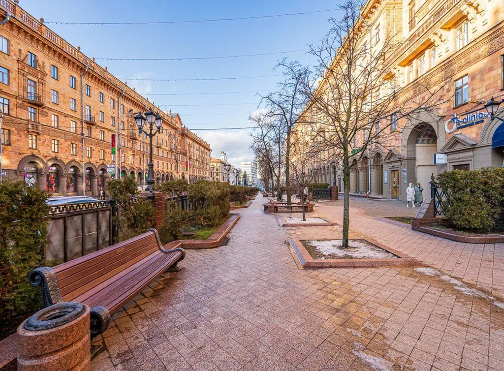 Квартира Квартира Просторная 5-ти комнатная в центральном доме Минска! Центр/октябрьская — Минск