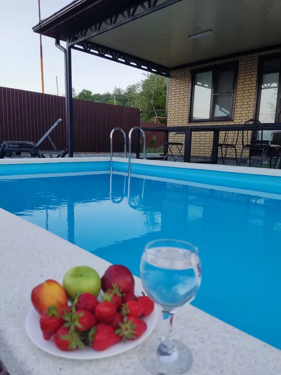 Коттедж с бассейном и баней Михайлов Двор