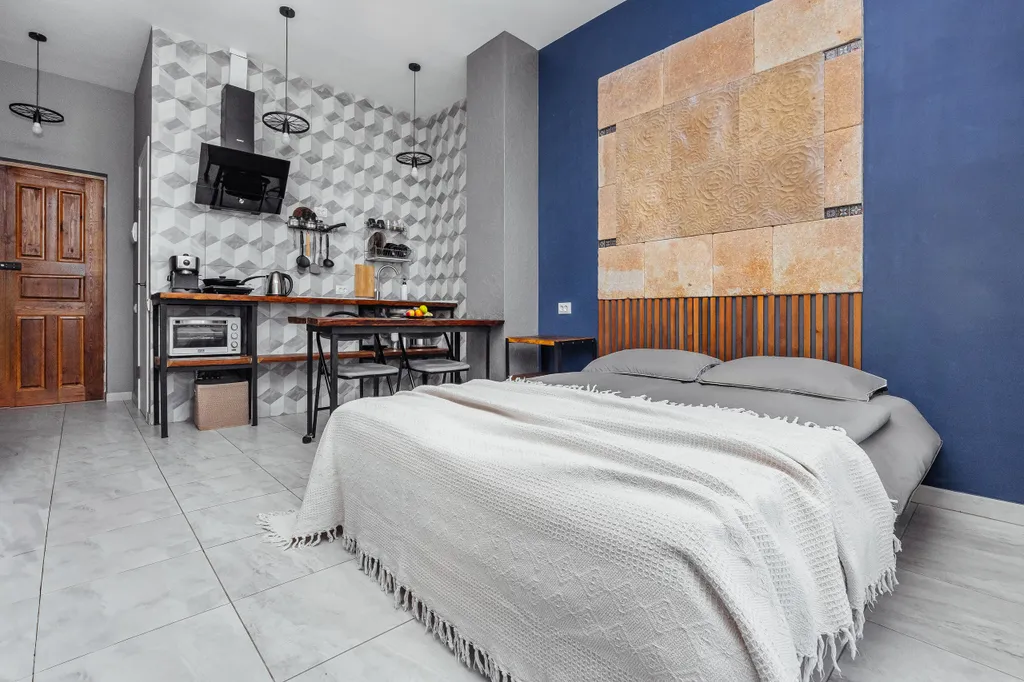 Студия с видом на горы