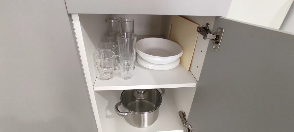 Уютная комната с видом на море