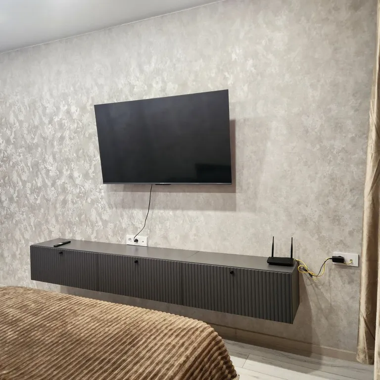 Квартира с новым ремонтом рядом с аэропортом