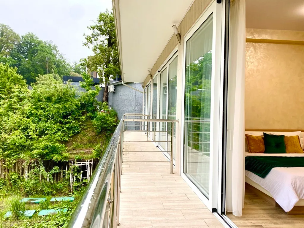 Квартира Квартира Студия с бассейном на территории — Сириус