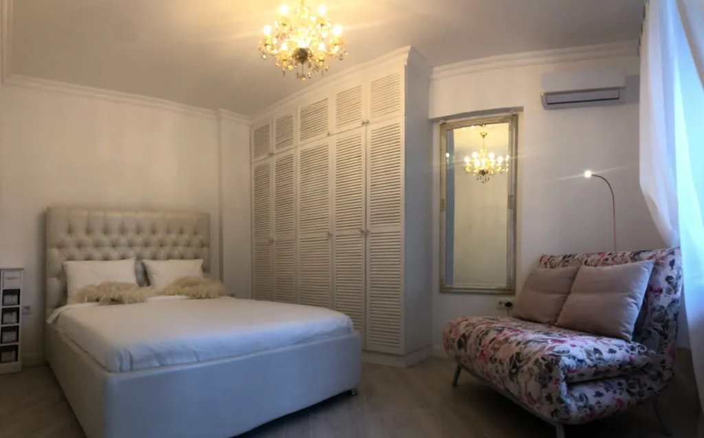 Квартира в парке с большой террасой — аренда посуточно в Ялта