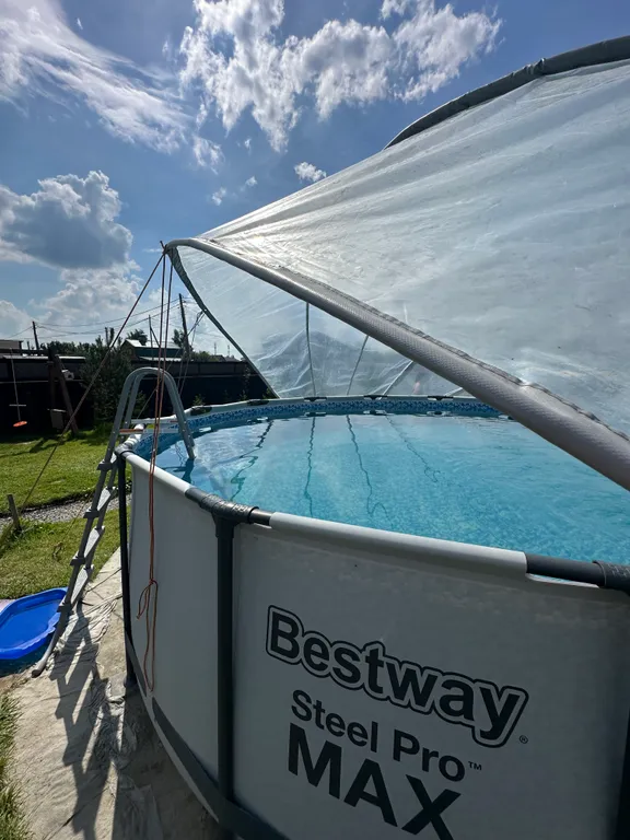 Дом-баня с бассейном и чаном