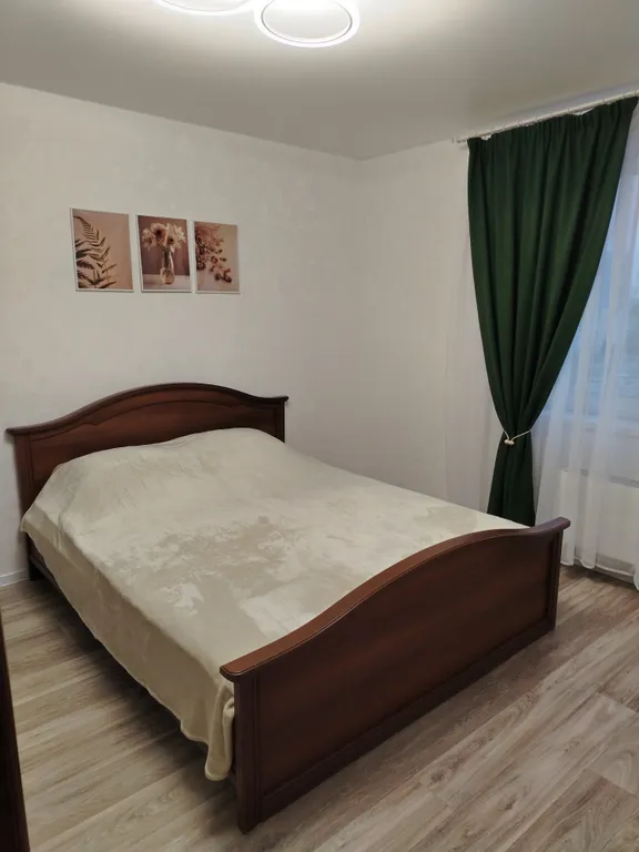 Уютная квартира с новой мебелью и ортопедическим матрасом — аренда посуточно в Верхняя Пышма