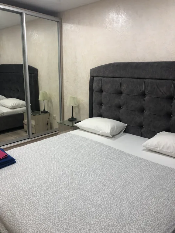 Трёхкомнатная с евро ремонтом