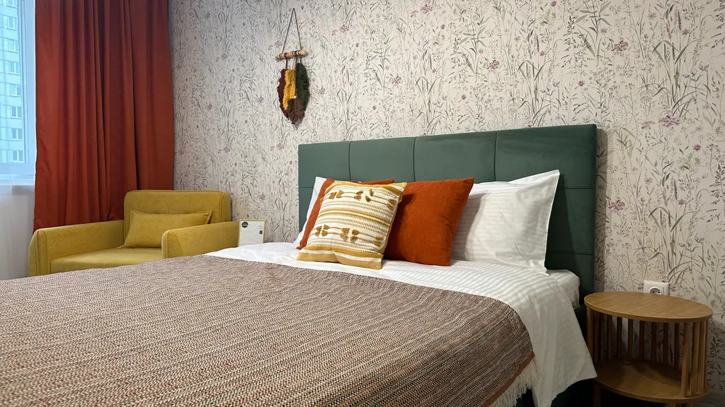 Яркий просторный апартамент около ЖД вокзала