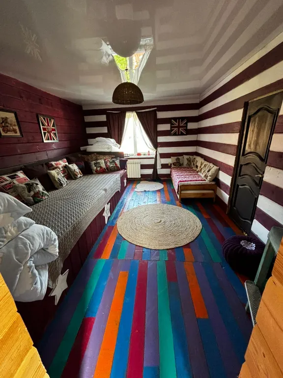 Огромный дом для отдыха с детьми