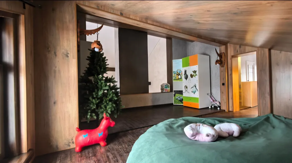 4-комнатный Дом