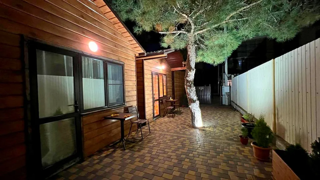 Коттедж 4-х местный домик с кухней — Анапа