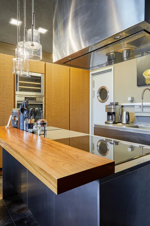 Двухэтажные апартаменты Лофт