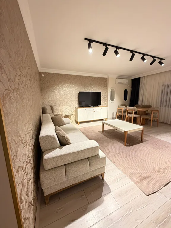 Семейная уютная квартира 10N