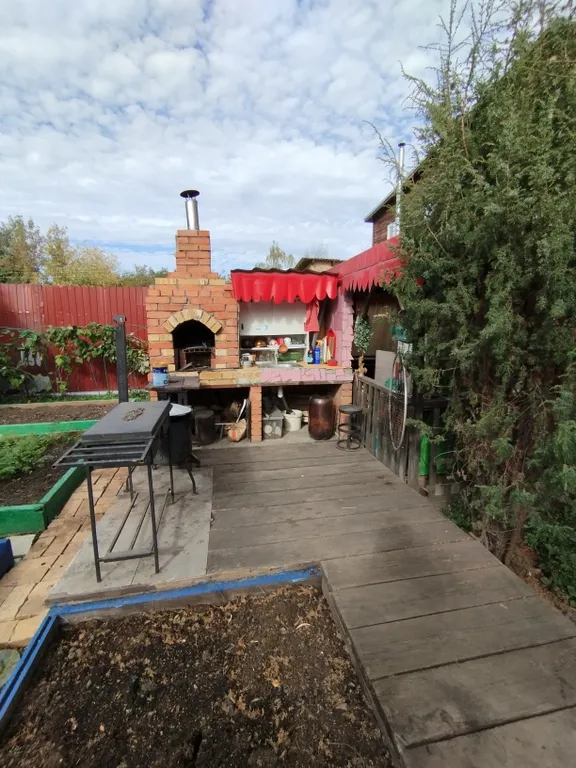 Дом в черте города