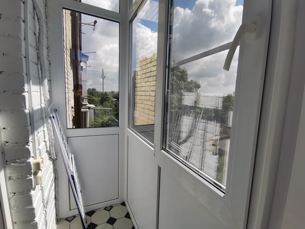 Уютная квартира с видом на горизонт и восход Солнца