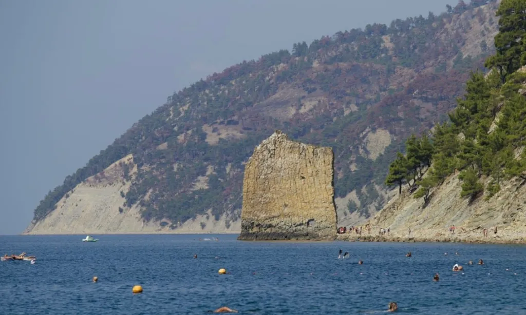 Коттедж Коттедж Семейный отдых на море — Прасковеевка