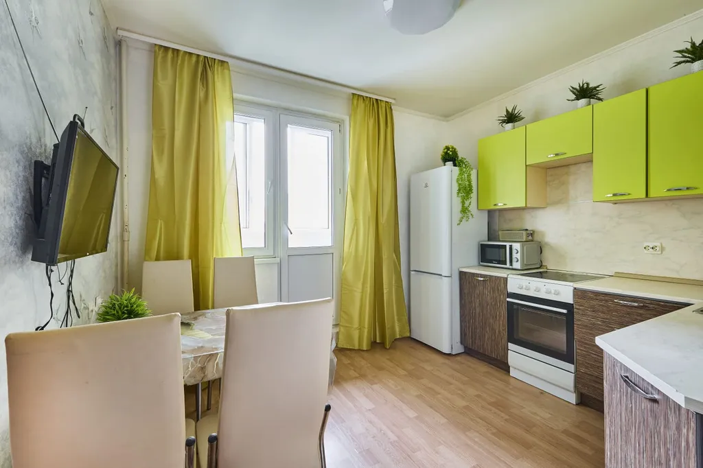 Большая трешка 8 раздельных кроватей