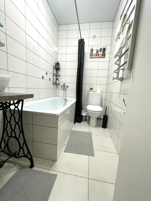 Стильная чистюля с видом на поле и закатные пейзажи