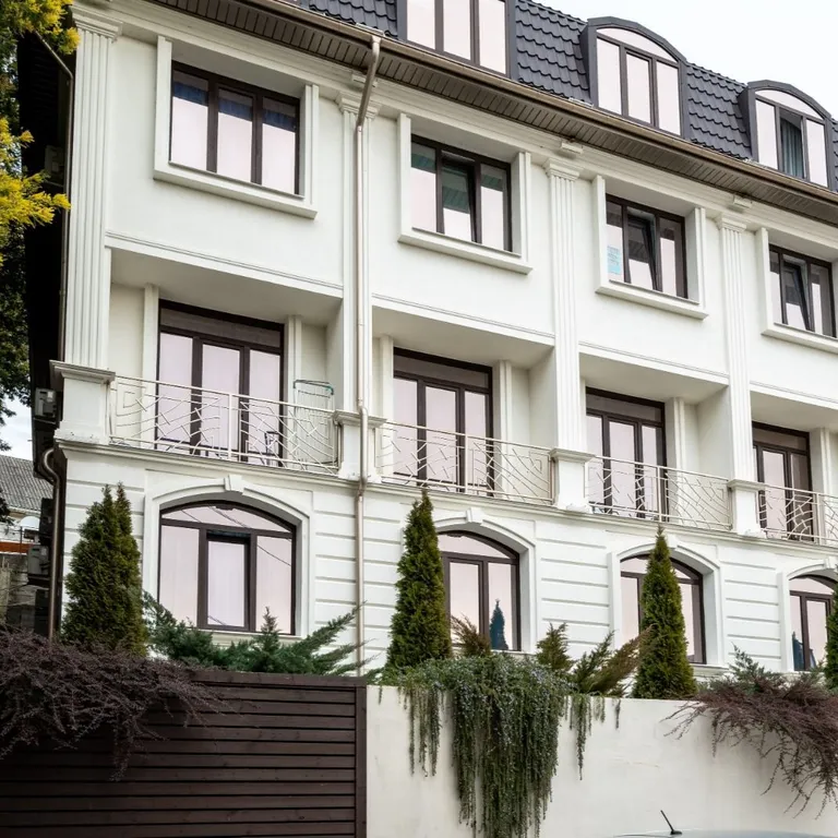 Мансардная студия в ЖК Резидент