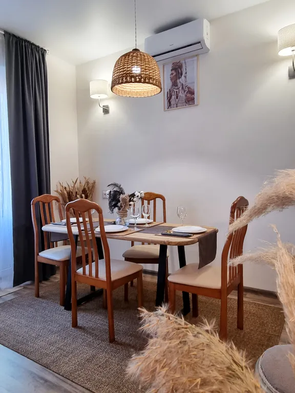 Большая 2-комнатная квартира в центре города с зонами для  фотографий