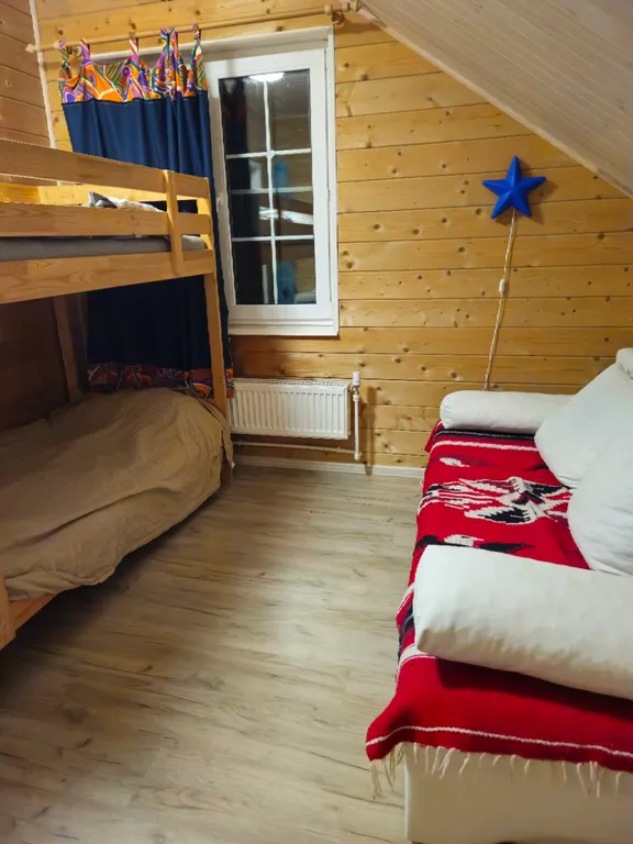 6-комнатный Дом